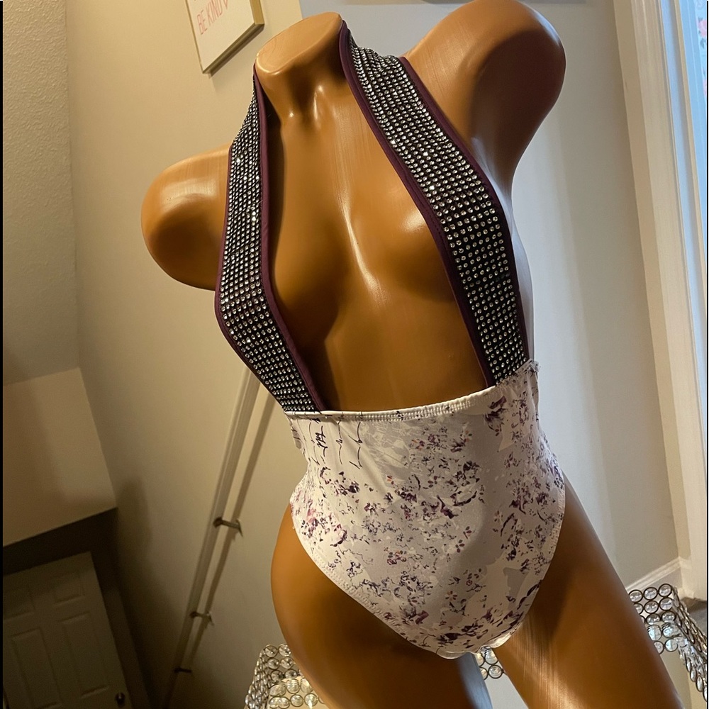 Exotic dancewear